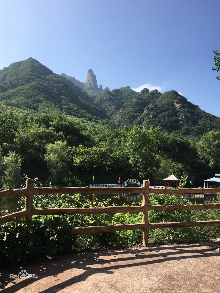 霧靈西峰景點(diǎn)介紹.租車(chē)價(jià)格.指南.攻略